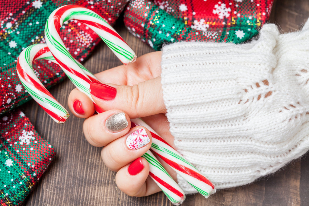 12 Holiday Manicure Ideas
