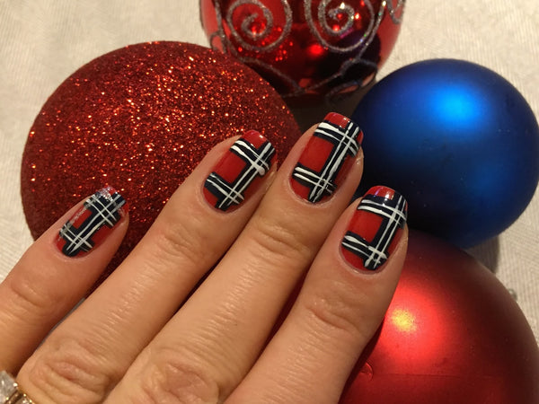 plaid nail design