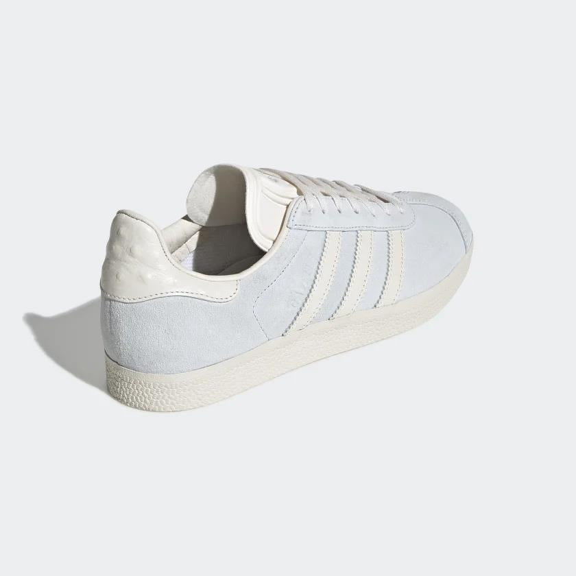 adidas womens shoes light blue