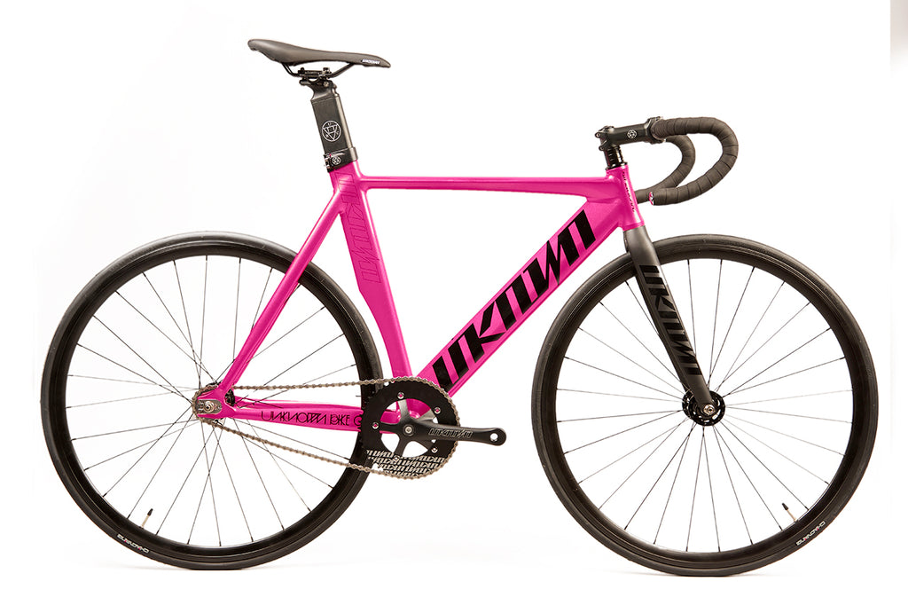 pink fixie bike