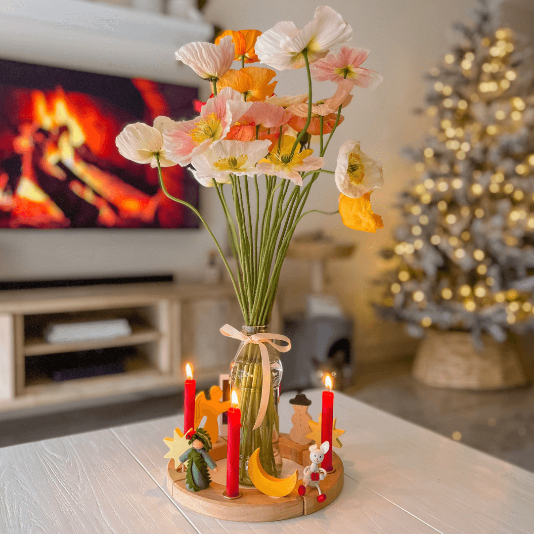 Christmas Table Centrepiece (Image Credit: @erinsdaydream)