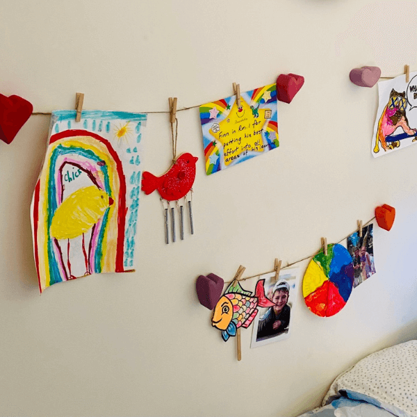 Activity 50: Gallery from Wooden Clothes Pegs
