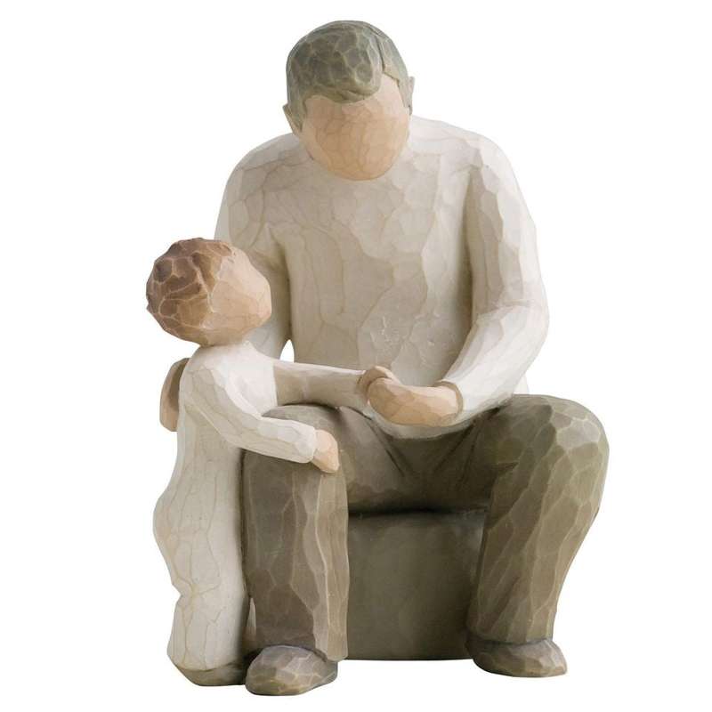 Billede af Willow Tree Grandfather Figur (bedstefar med lille barnebarn)