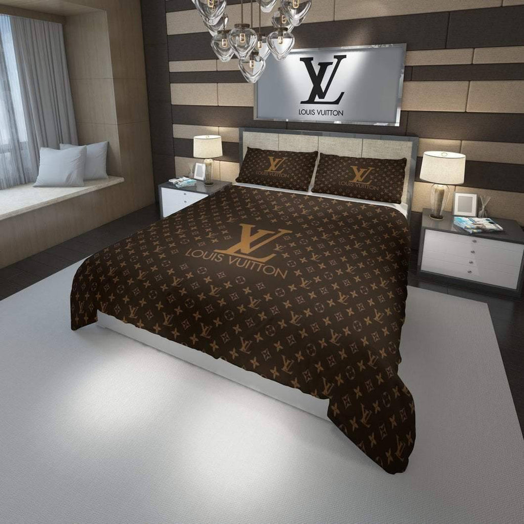 Grey and Pink Monogram Louis Vuitton bed set – Shop Unique
