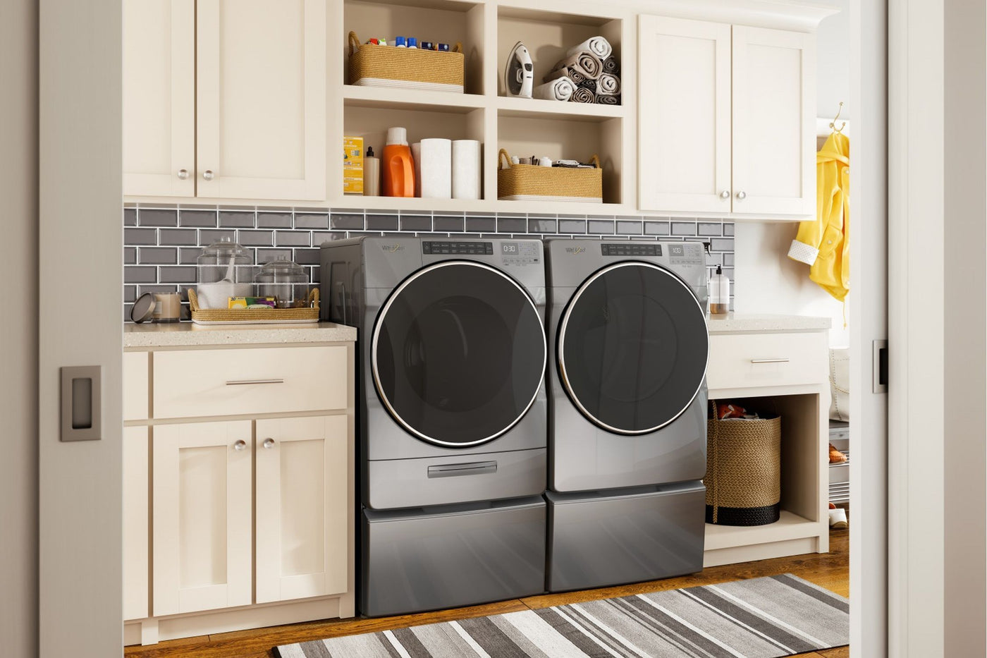 Whirlpool Chrome Shadow Electric Dryer (7.4 Cu.Ft.) - YWED6620HC | Leon's