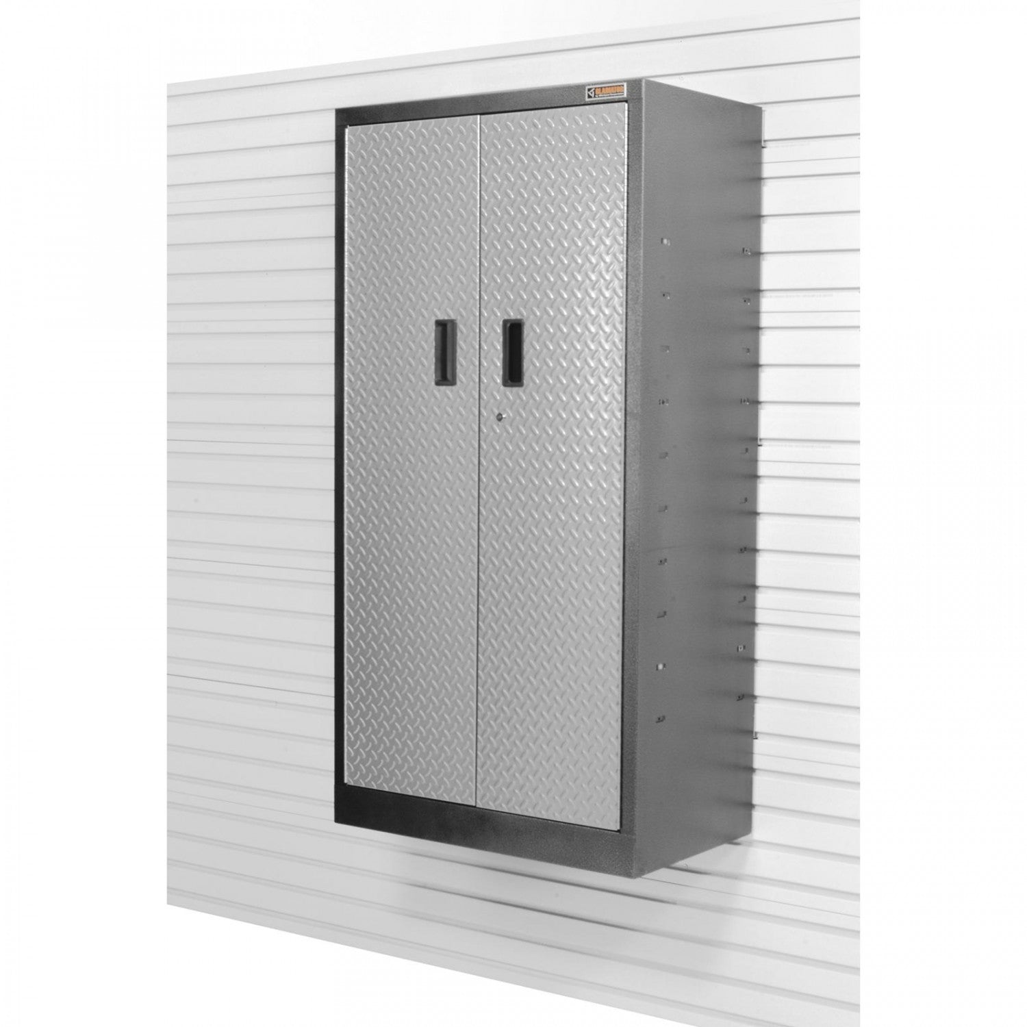 Gladiator Premier Tall Gearlocker in Silver Tread: The Armoire haute GearLocker de série Premier
