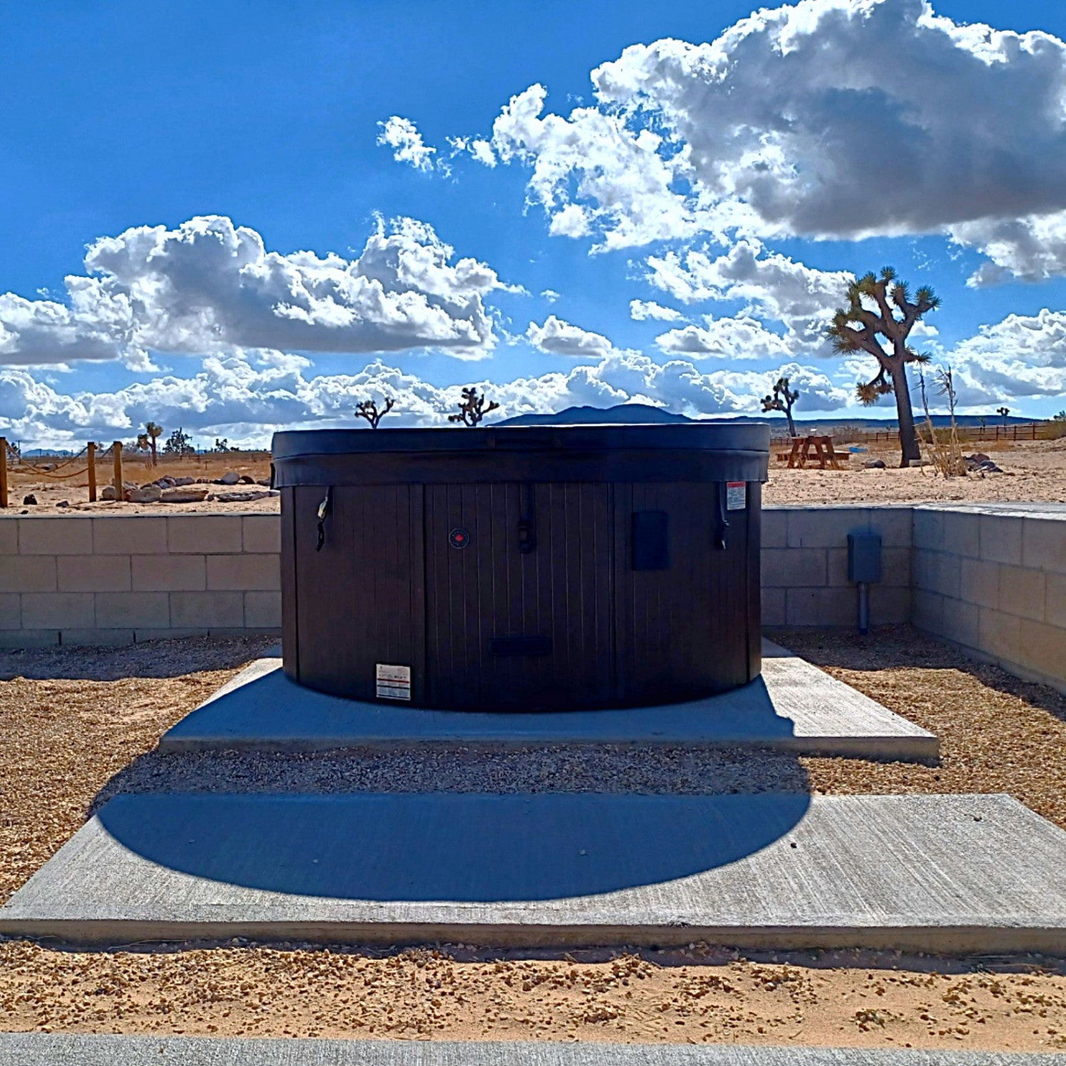 Ottawa 5-Person Hot Tub with 38 Jets - A Relaxing Spa Experience