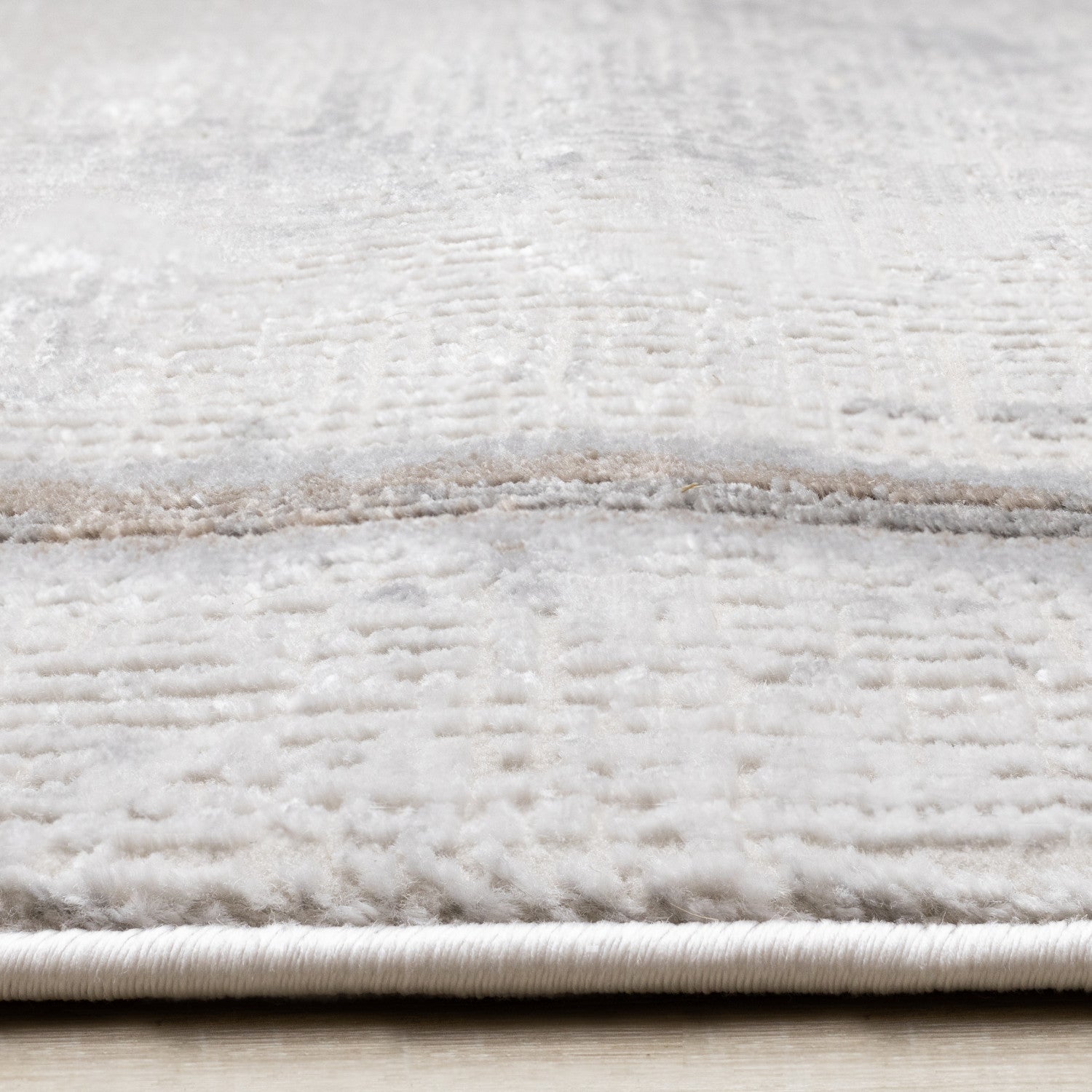 10'6" x 7'10" London Distressed Border Area Rug - Carpette London à bordure vieillie