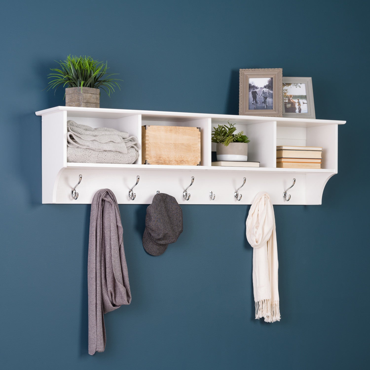 White Hanging Entryway Shelf - A Stylish and Functional Addition to Your Home