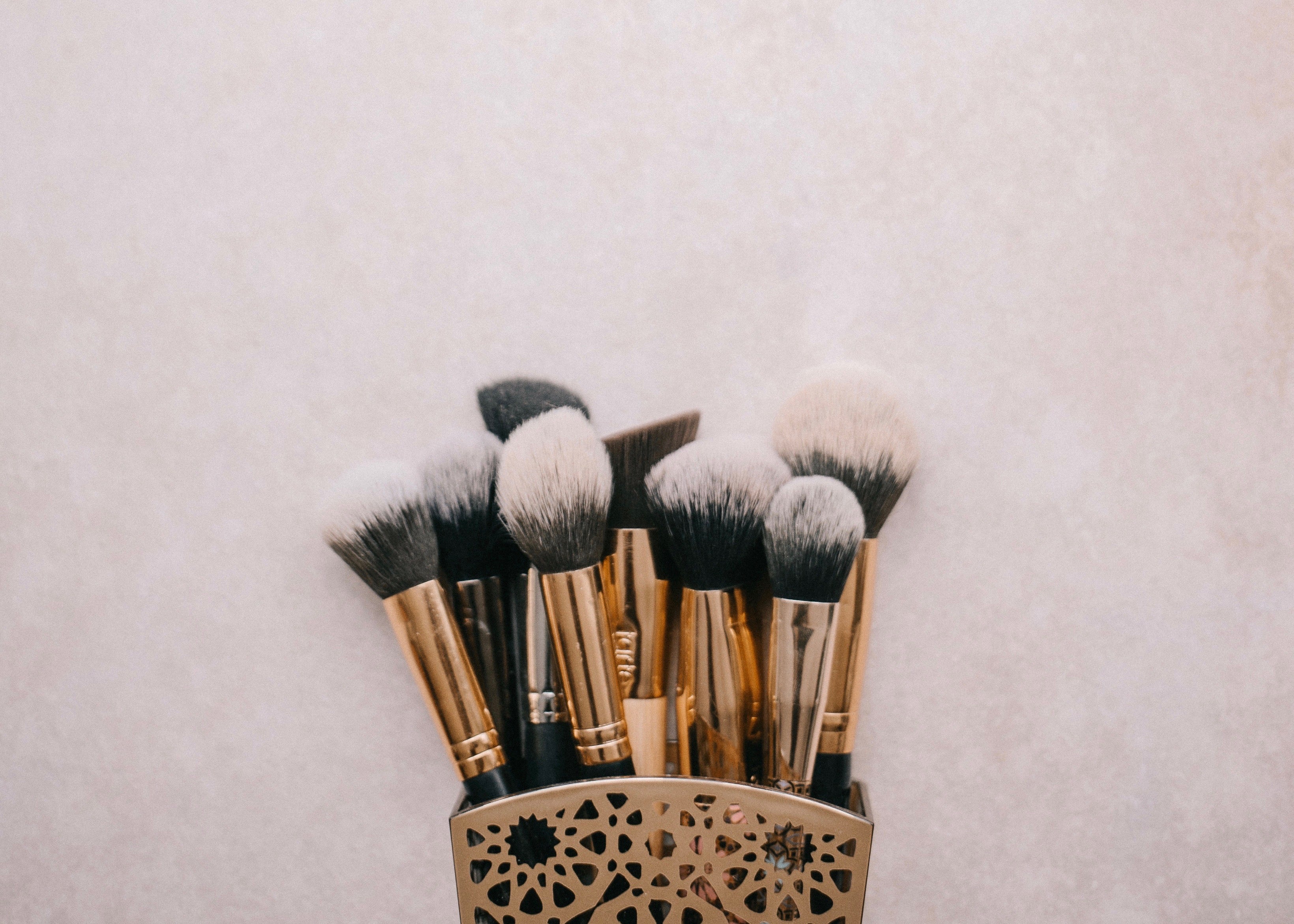 How to Clean Your Makeup Brushes