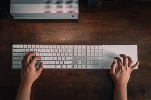 How to Choose the Right Wooden Table Top for Your WFH Setup