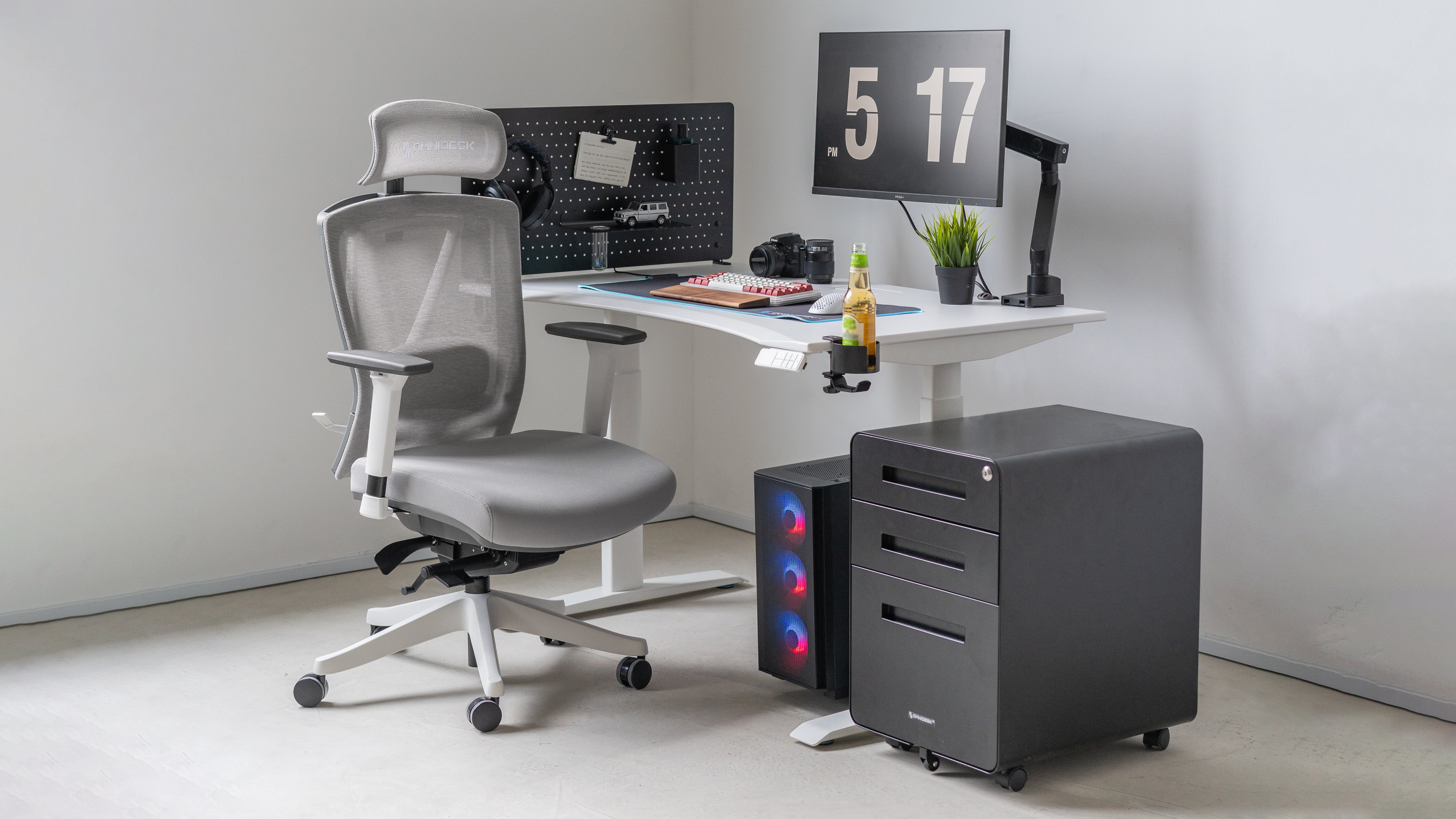 5 Top Tips To Create An Ergonomic Workspace From Scratch