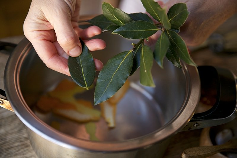 Bay leaves to be placed in brine for turkey to be baked in Fontana wood-burning oven 