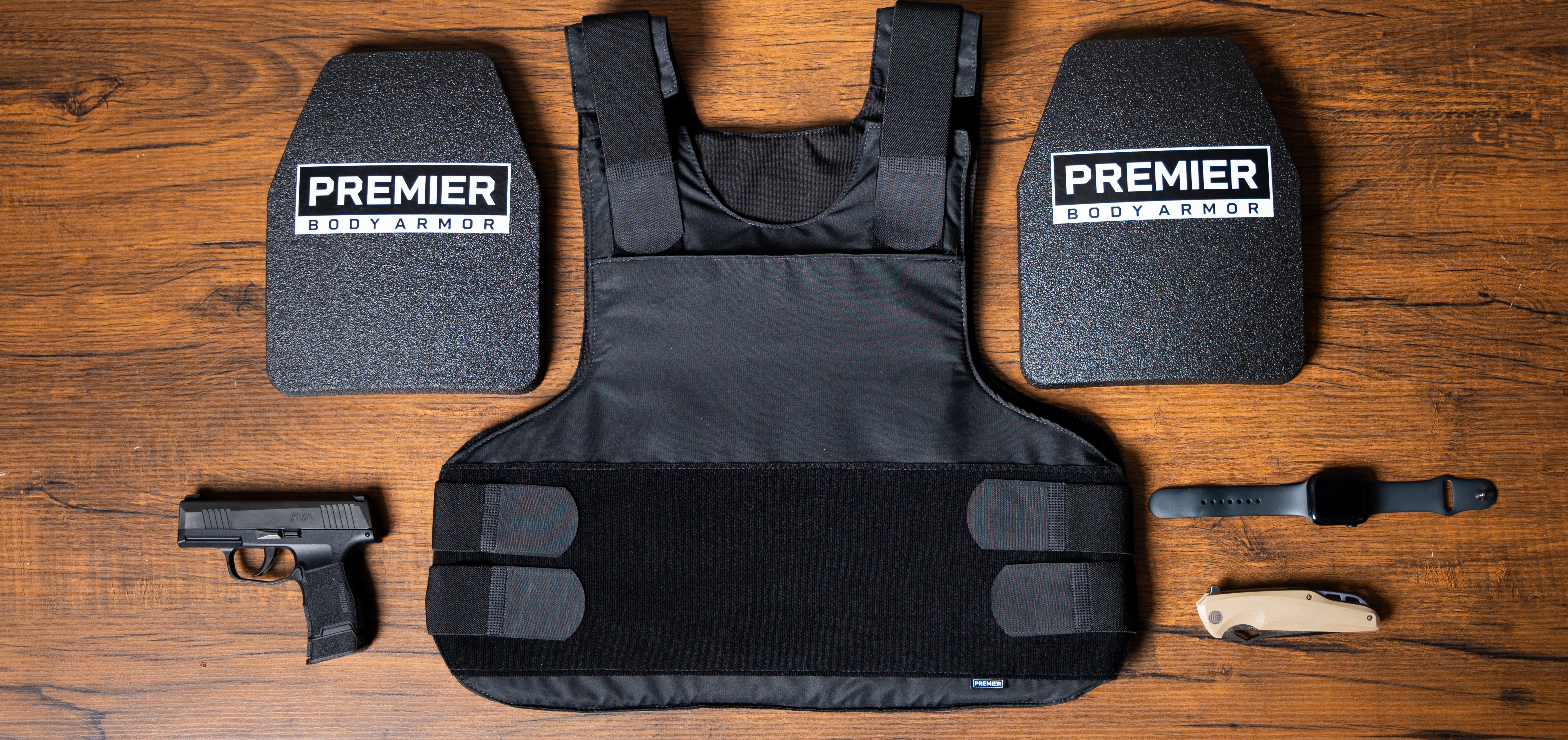 concealable bulletproof vest with 2 rifle rated icw plates