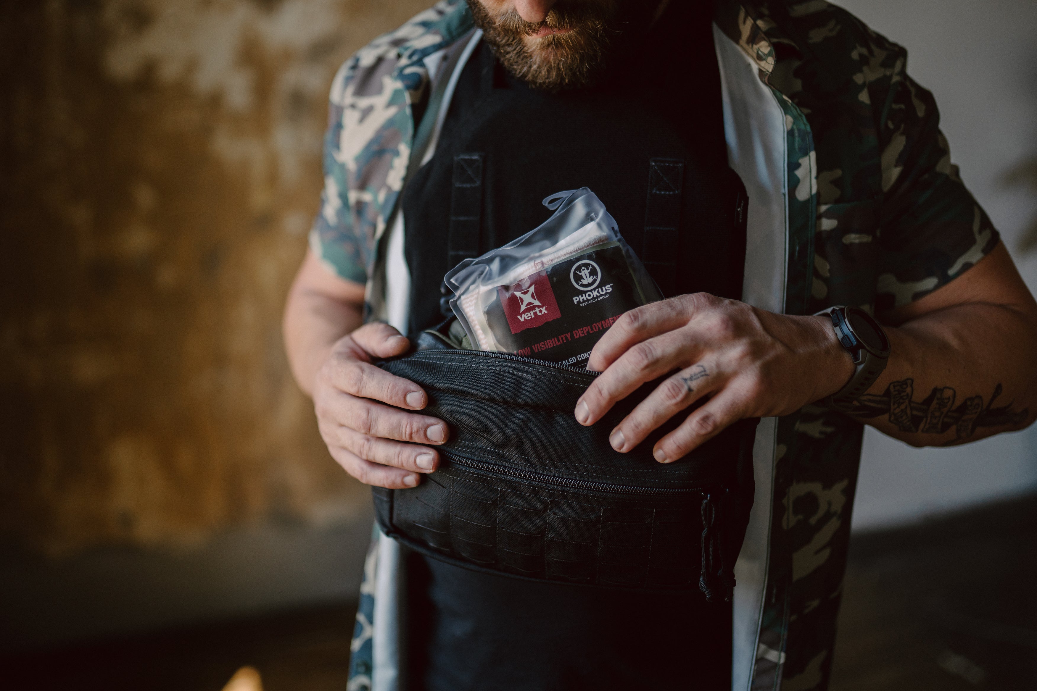 Image of Admin pouch used as a plate carrier accessory