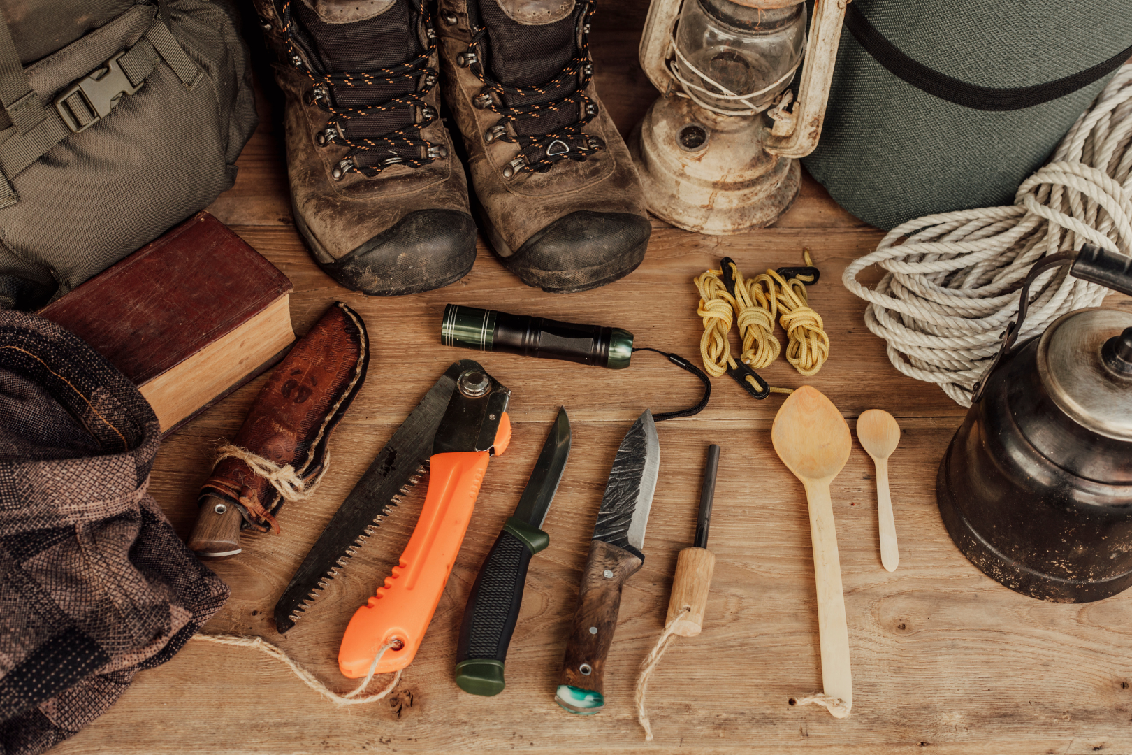 items for outdoor bushcrafting