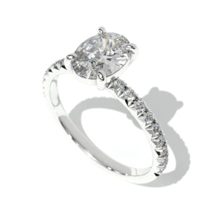 2 Carat Oval Engagement Ring - Giliarto