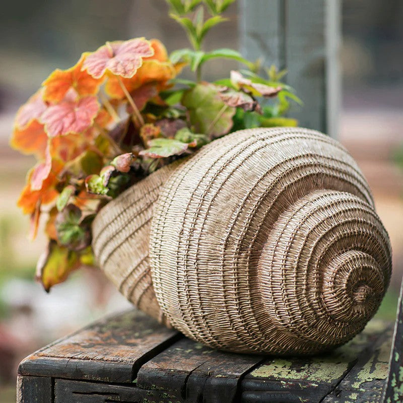 Snail Flowerpot for Garden Decoration, Cute Snail Statues, Garden Animal Statues, Unique Modern Garden Sculptures, Creative Villa Outdoor Gardening Ideas
