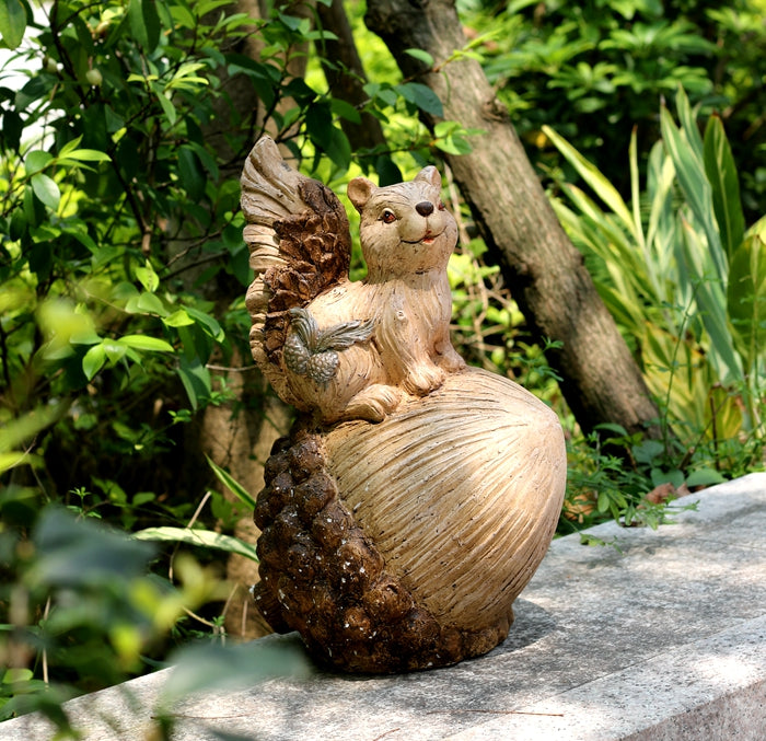 Squirrel with Pine Cones Statue, Animal Statue for Garden Courtyard Decoration, Villa Outdoor Decor Gardening Ideas