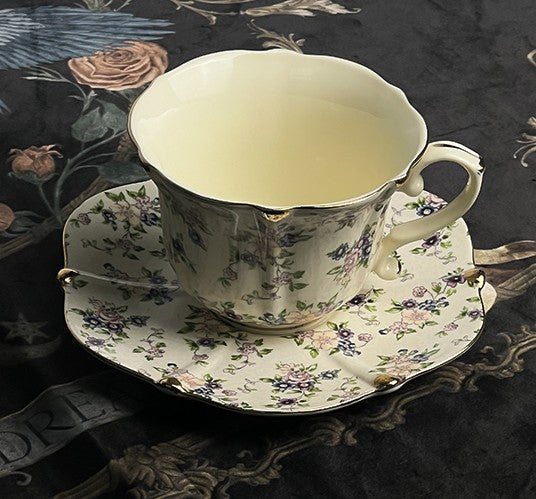 British Afternoon Tea Cup and Saucer in Gift Box. China Porcelain Tea Cup Set. Unique Tea Cup and Saucers. Royal Ceramic Cups. Elegant Vintage Ceramic Coffee Cups