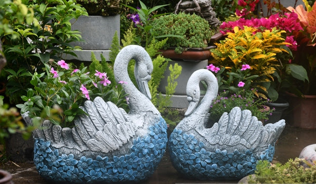 Large Swan Statue for Garden, Swan Flower Pot, Animal Statue for Garden Courtyard Ornament, Gardening Ideas