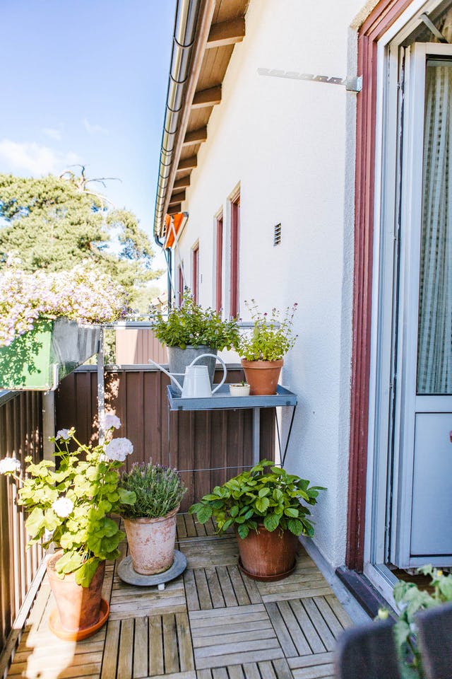 lovely tiny balconies