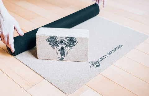 Shakti Warrior-Cork Yoga mat and yoga block