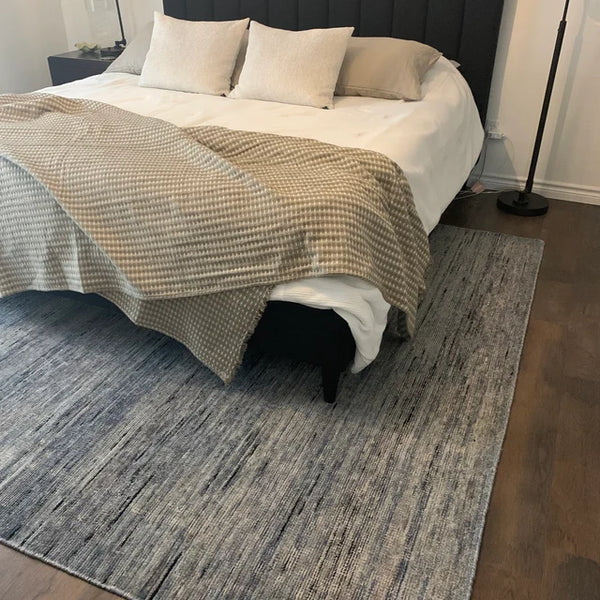 What Size Rug Do I Need for My Bedroom?