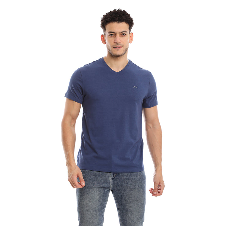 WHITE & NAVY CLEOCOTTON PREMIUM V-NECK MODAL STRETCH LOGO T-SHIRT - 2 ...