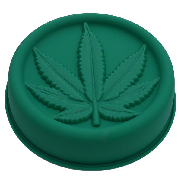 Silicone Marijuana Pot Leaf Gummy Chocolate Hard Candy Mold w/ dropper –  Cake Connection