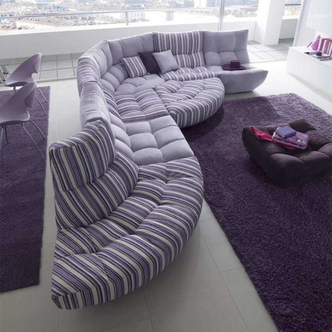 Модульный диван сиреневого цвета