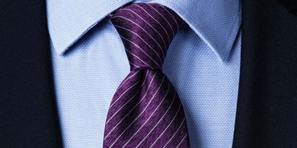 Four-in-Hand Knot Picture