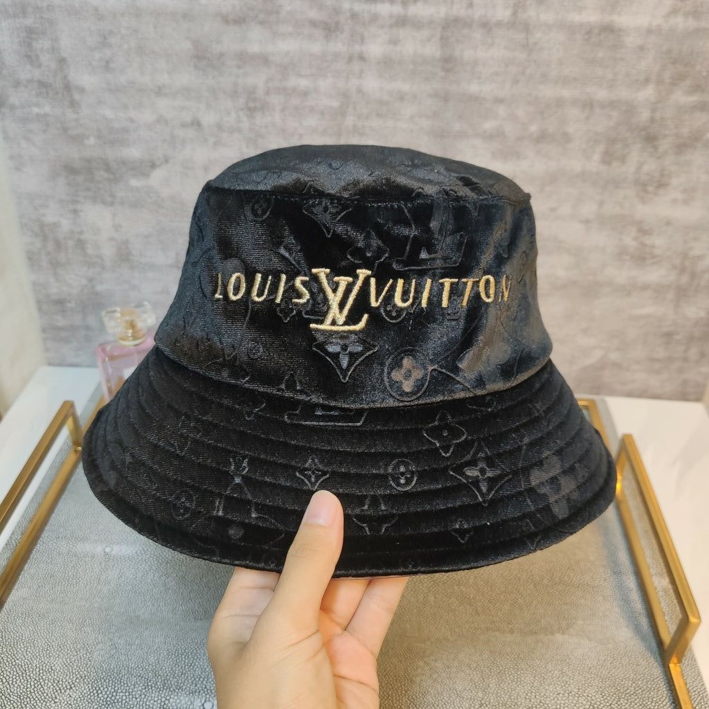 Beautiful Louis Vuitton bucket hat $45 FREE SHIPPING BLACK FRIDAY 2020 – charityshop