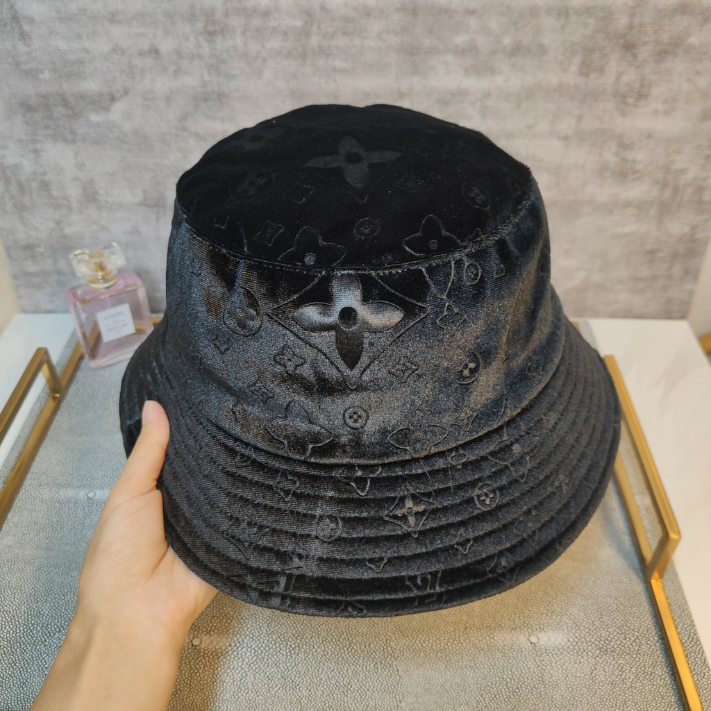 Vintage (Bootleg / fake?) LV Multicolored Bucket Hat : r/HelpMeFind