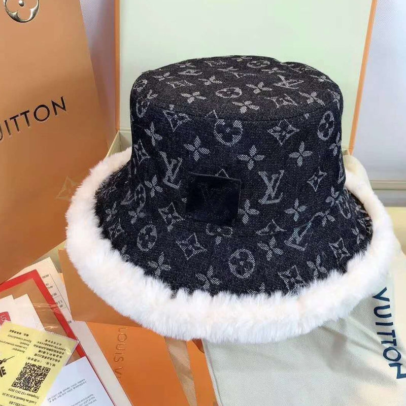 smag At regere Fortære Designer Warm Fluffy Louis Vuitton Faux Fur Round-Top Eskimo Hat Cap –  charityshop