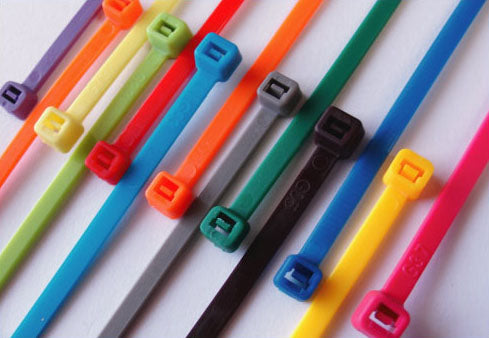 coloured cable ties