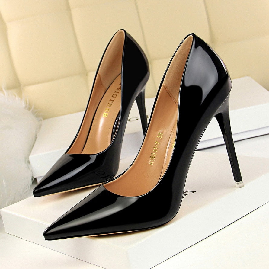 Bellisima Shoes | Designers inspired! Paris Hilton spotted– The ENSA