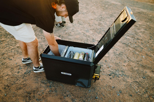 BougeRV’s ASPEN Portable Fridge with Additional Battery Backup