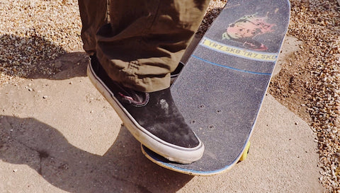 TR7 Skate Blog - How to Ollie - Back Foot