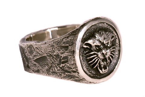 Engraved rings
