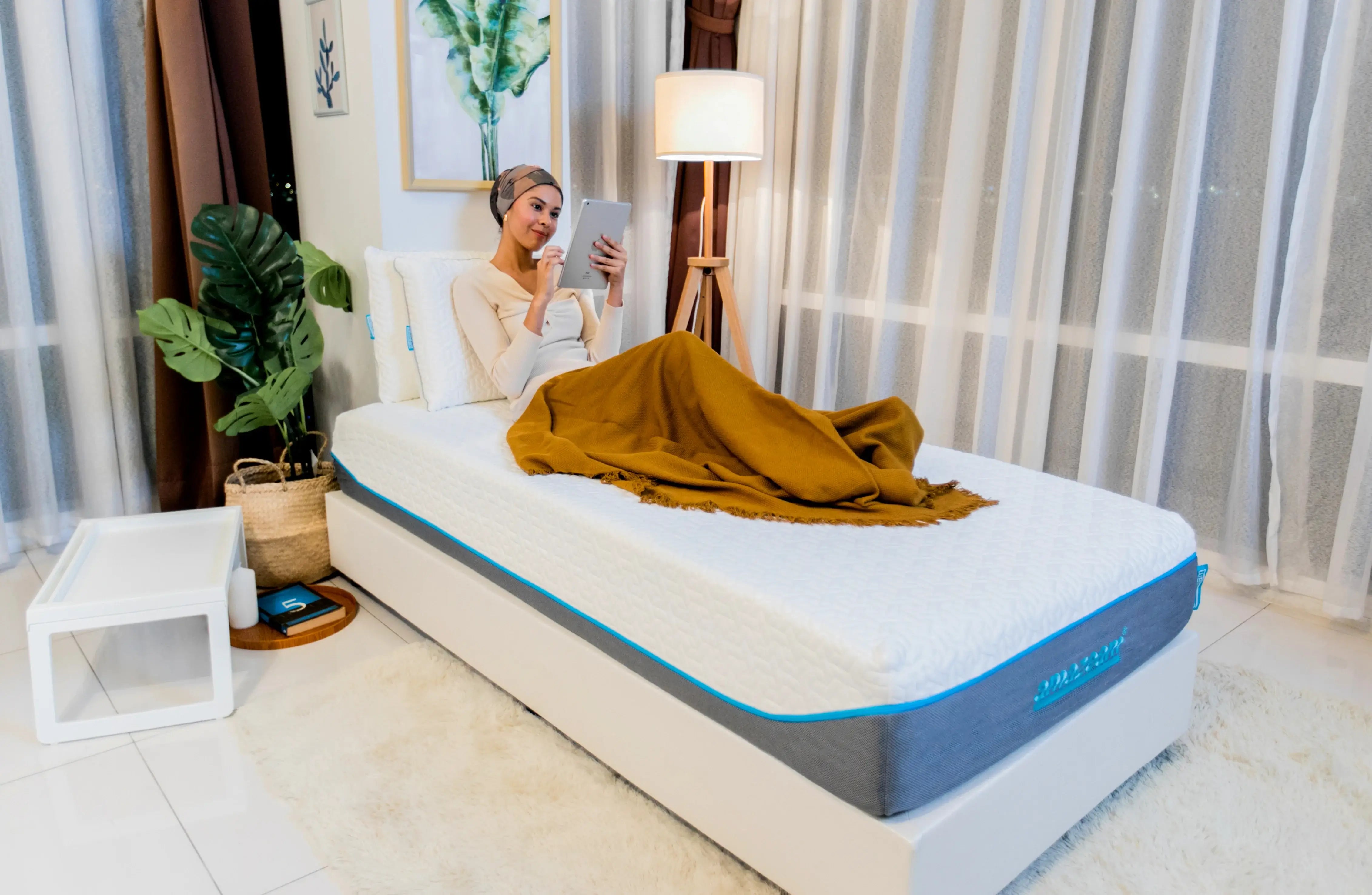 amazeam-premium-mattress-relaxed-living-space