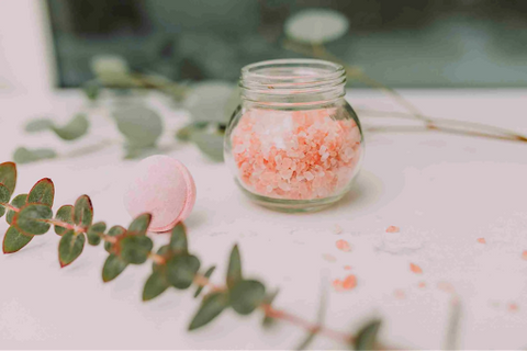 pink salt in glass jar