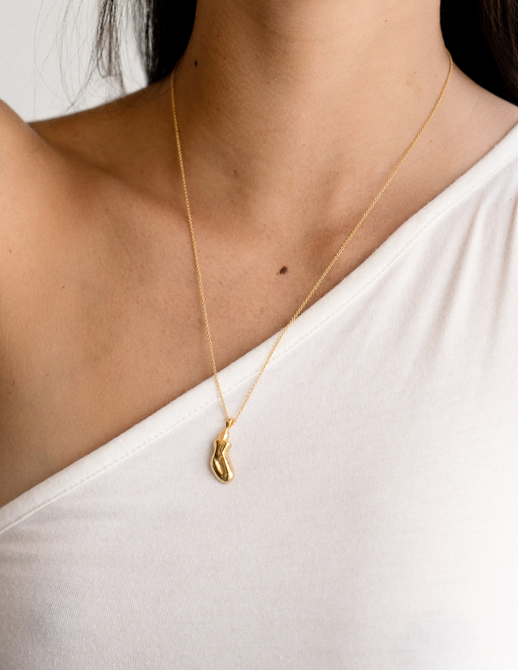 Petite Form Necklace – Cadette Jewelry