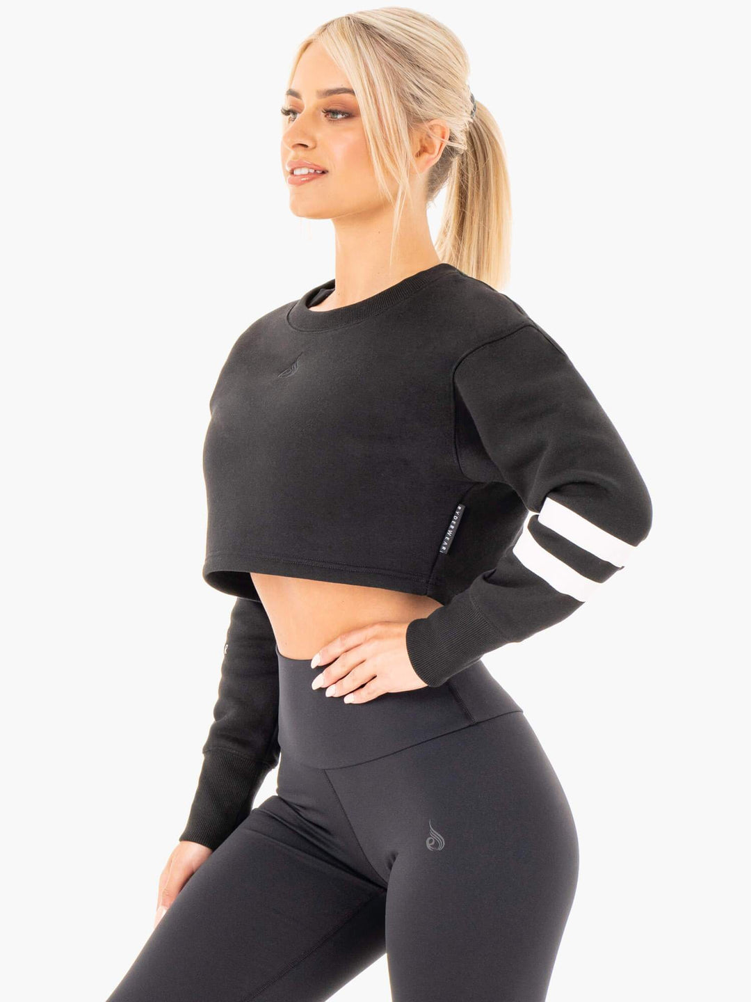 Motion Cropped Sweater - Black - Ryderwear