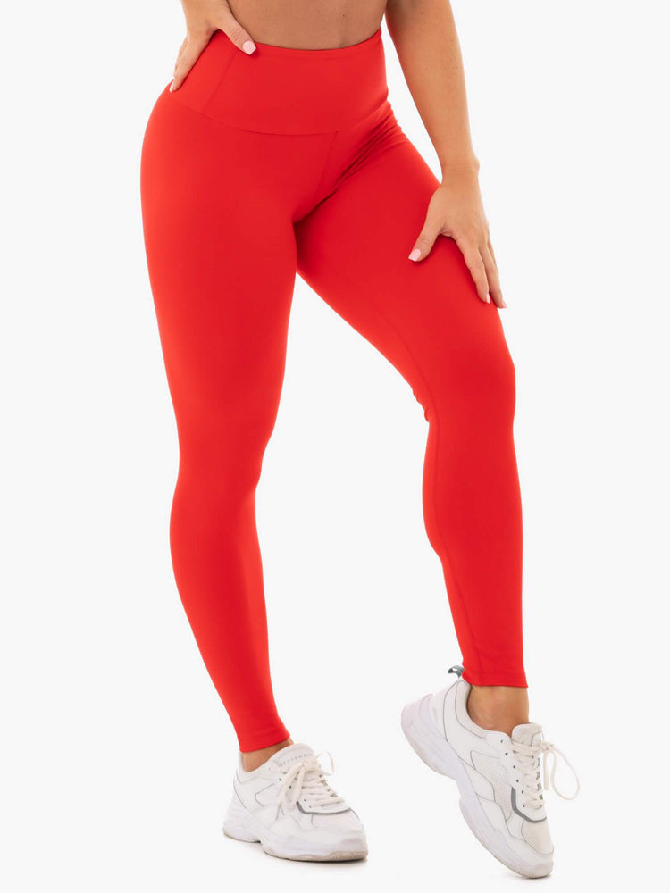 Staples Scrunch Bum Leggings - Red - Ryderwear