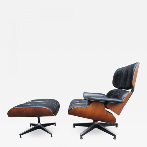 Eames Chair black leather and wood