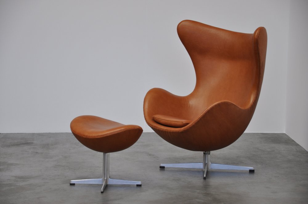 Tan Leather Egg Chair by Arne Jacobsen