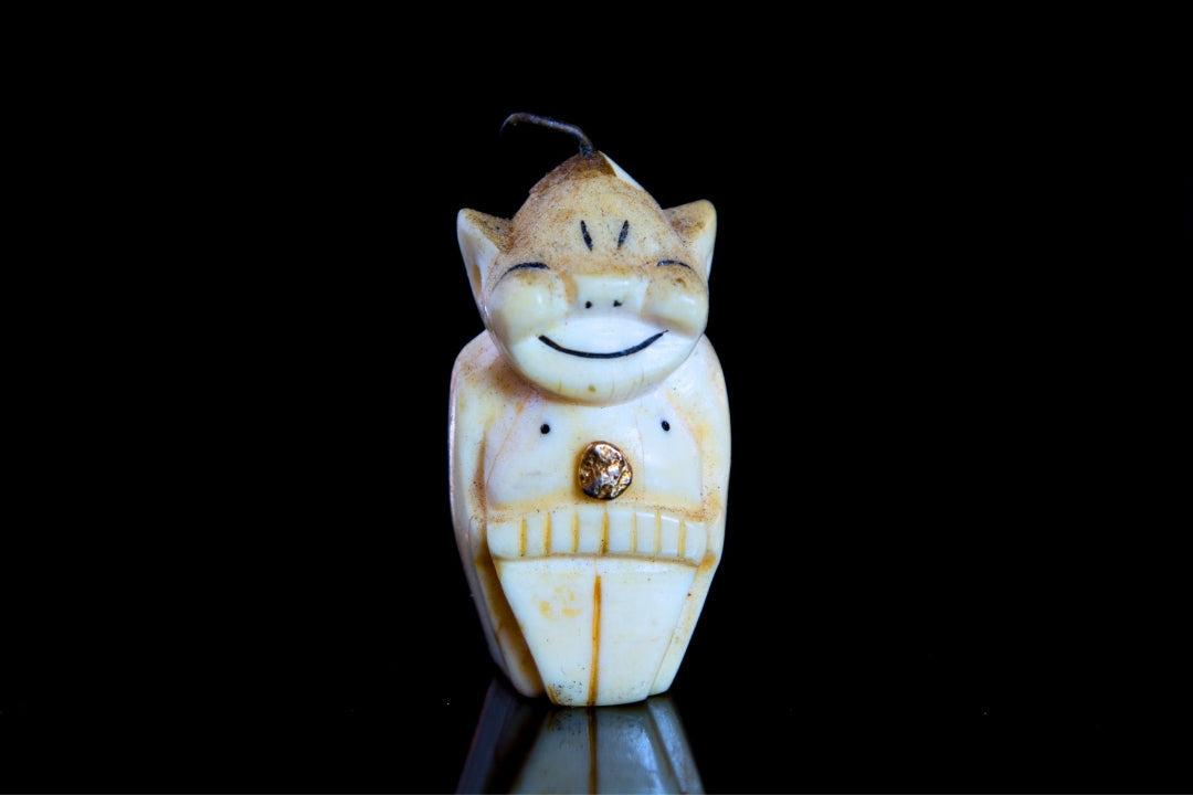 alaska souvenir smiley ivory billiken