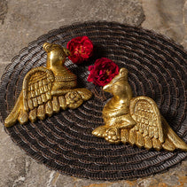 Parrot Perch Brass Showpiece