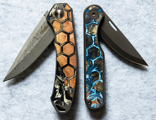 two folding pocket knives